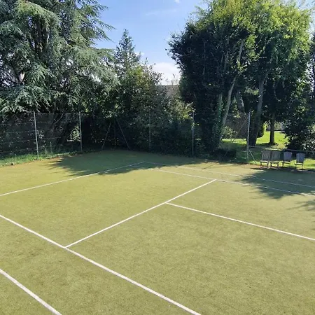 4 Personnes Avec Piscine Et Bain Nordique Proche Des Plages Du Debarquement Apartmán Le Manoir (Calvados)