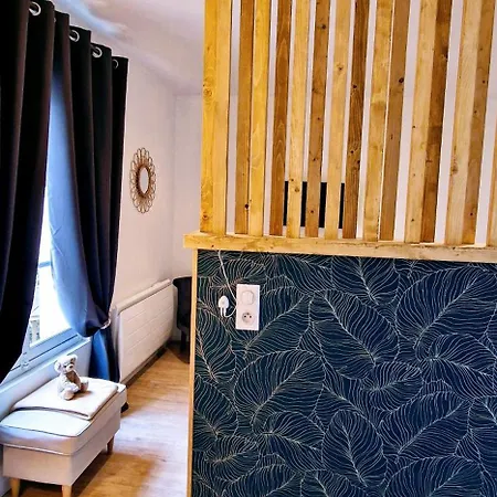 4 Personnes Avec Piscine Et Bain Nordique Proche Des Plages Du Debarquement Apartman