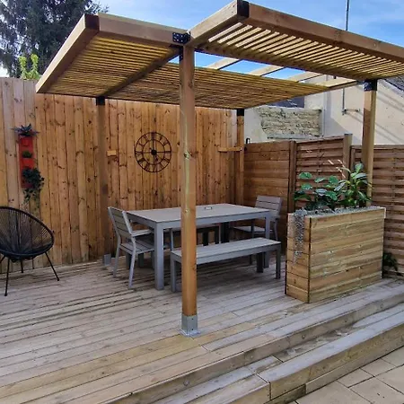 4 Personnes Avec Piscine Et Bain Nordique Proche Des Plages Du Debarquement *