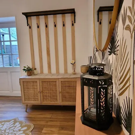 4 Personnes Avec Piscine Et Bain Nordique Proche Des Plages Du Debarquement Apartman *