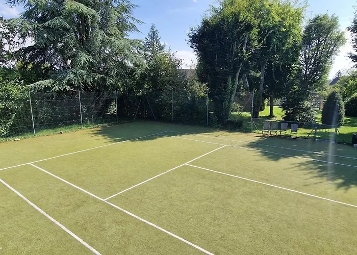 4 Personnes Avec Piscine Et Bain Nordique Proche Des Plages Du Debarquement アパート Le Manoir (Calvados)