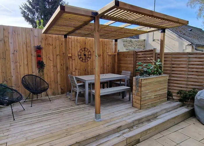 4 Personnes Avec Piscine Et Bain Nordique Proche Des Plages Du Debarquement *