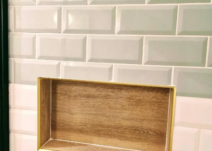 4 Personnes Avec Piscine Et Bain Nordique Proche Des Plages Du Debarquement Le Manoir (Calvados)